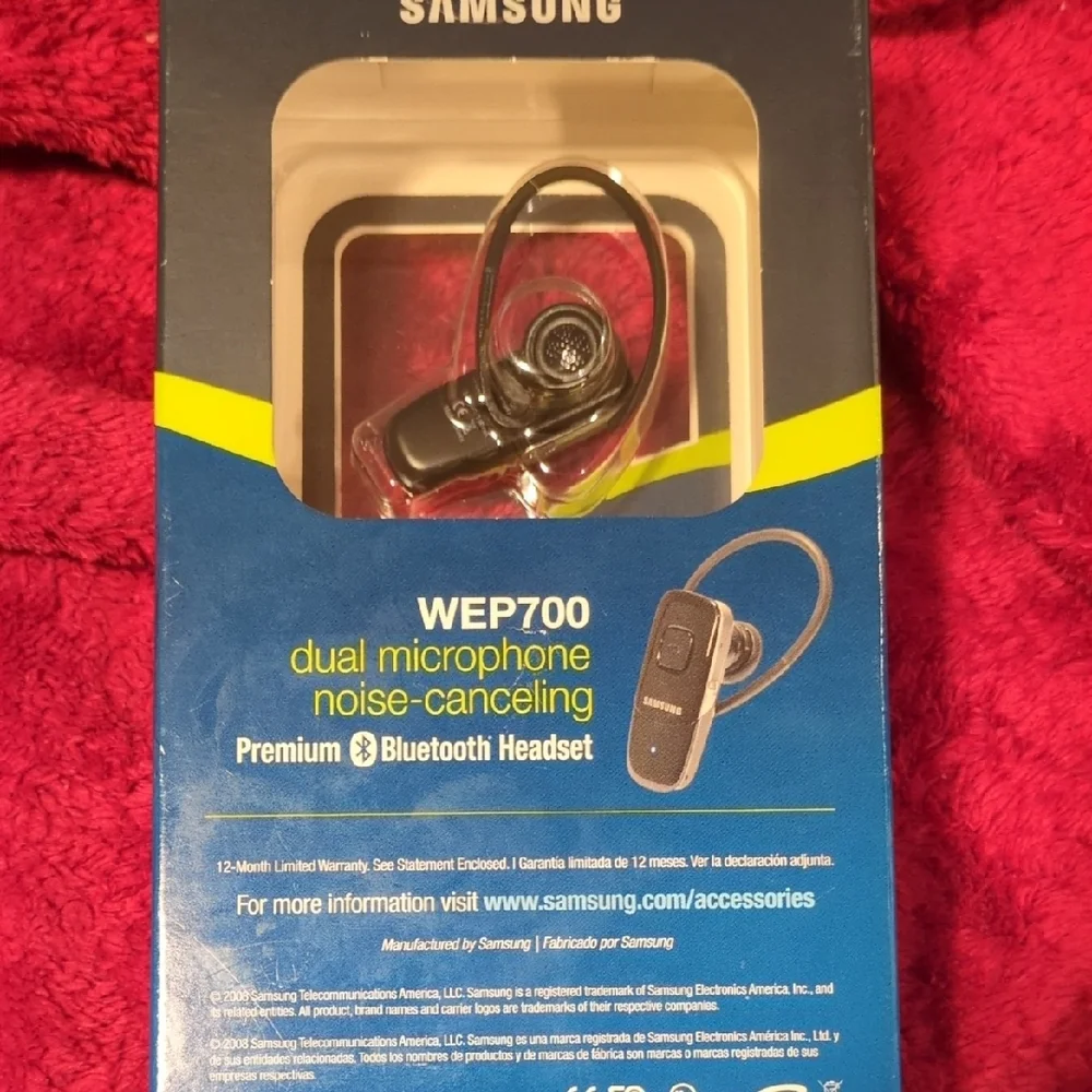 Samsung WEP700 Premium Bluetooth Headset - Black